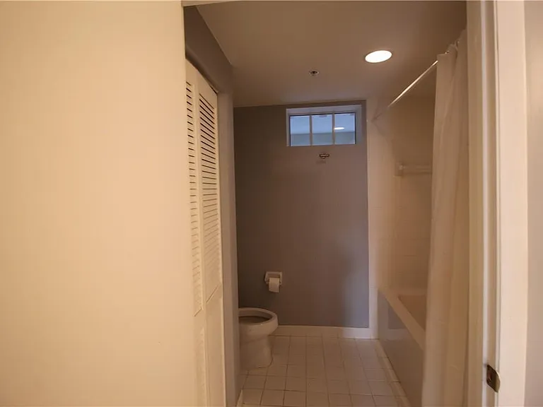 7275 SW 90th Way #211 — Photo 13