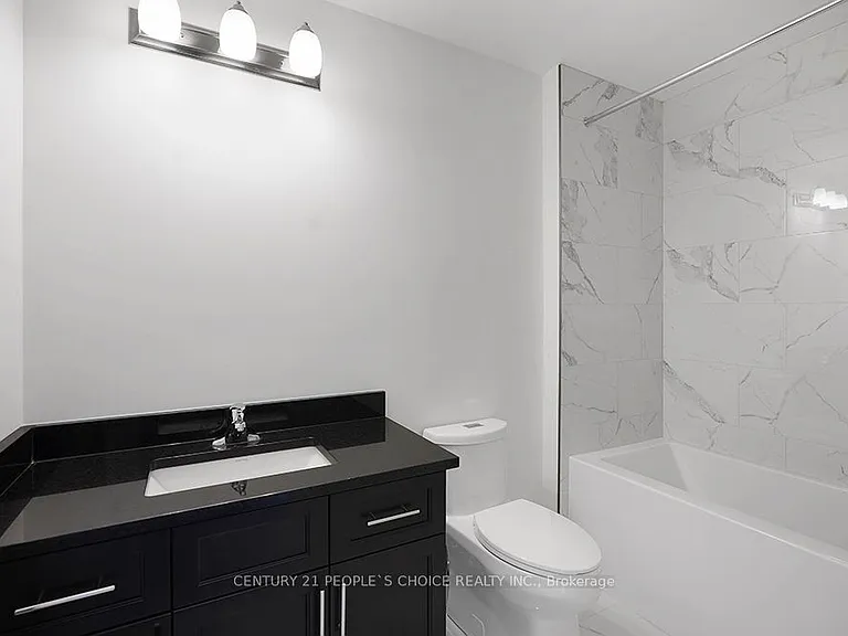 32 Humberstone Dr — Photo 19