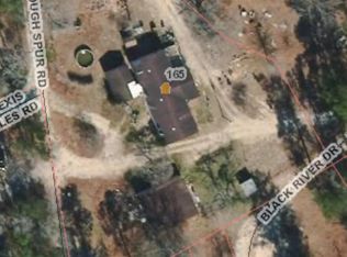 165 Borough Spur Rd, Currie, NC 28435