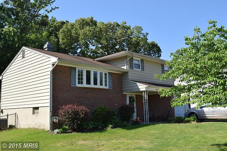 1st image of 547 Crestpark Dr