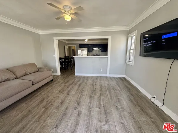 1048 W 62nd St, Los Angeles, CA 90044