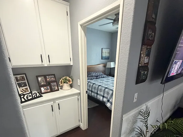 38026 Iris Way — Photo 3