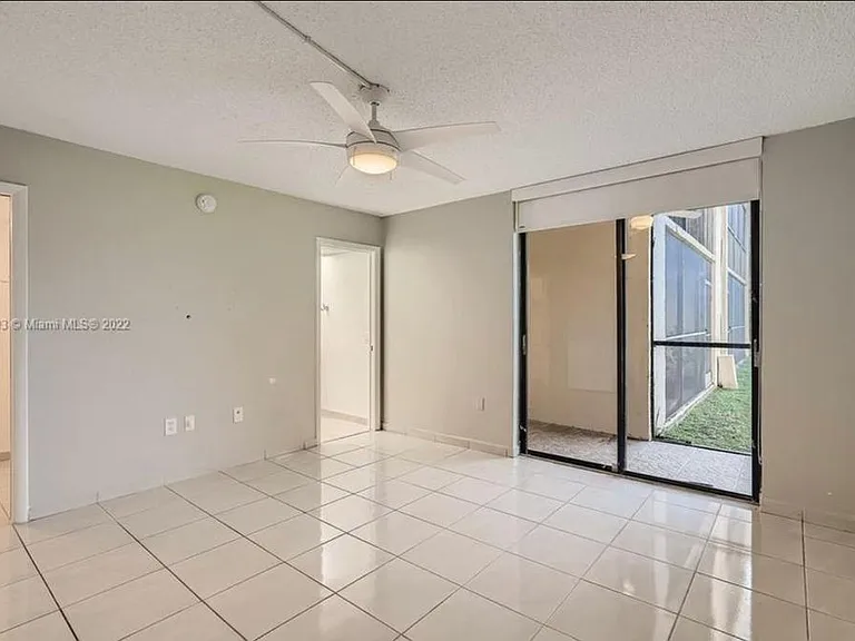 8015 SW 107th Ave #122 — Photo 25