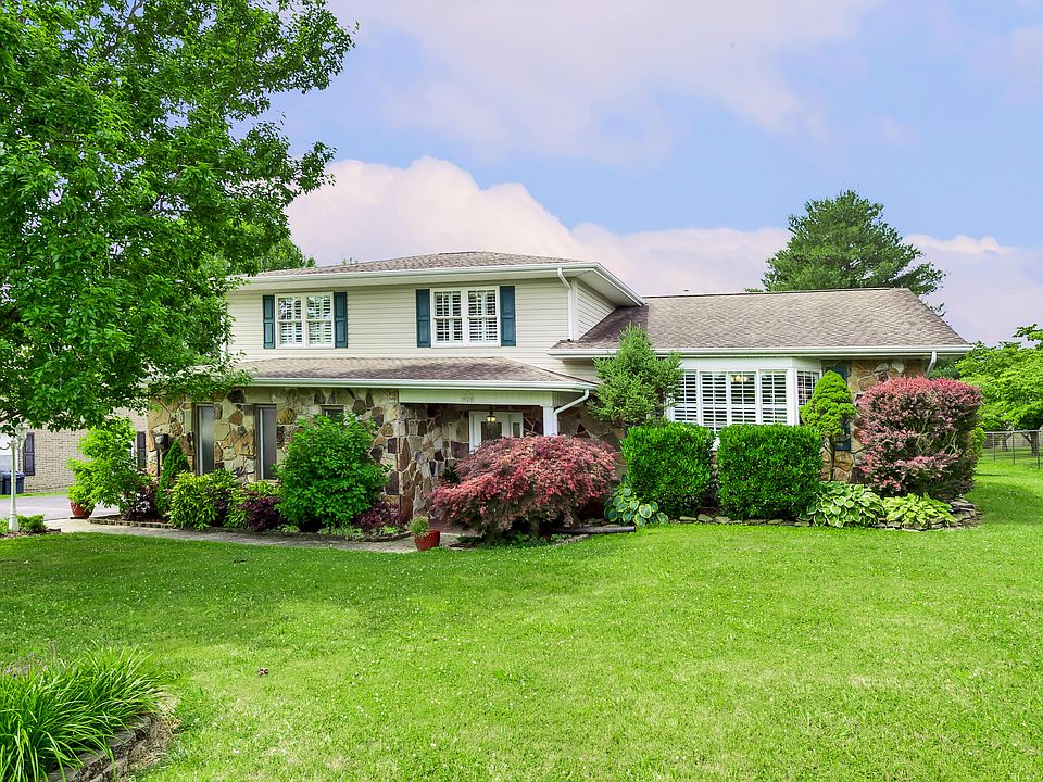 1st image of 717 Eblen Cir