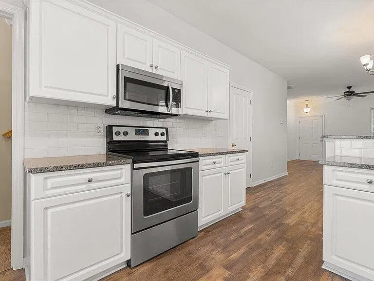 217 Trillium Ave — Photo 7