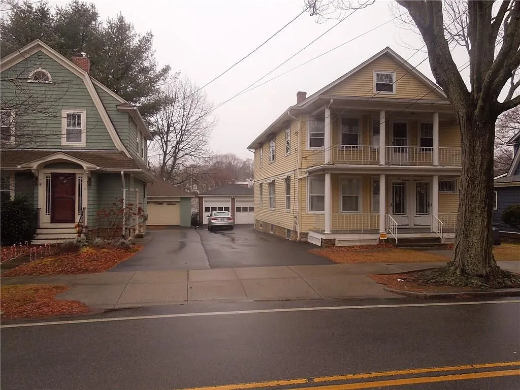 2 bed, 1.0 bath, 1000 sqft, $2,000 — Photo 2