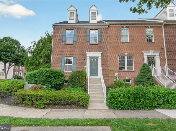 1740 Derrs Sq E, Frederick, MD 21701