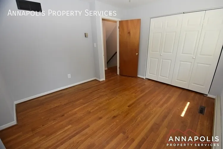 843 Harbor View Ter — Photo 18