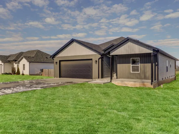 210 A W Clinton St, Rogersville, MO 65742