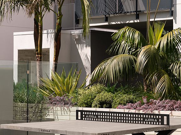 5th image of 2528 S Grand Ave #300