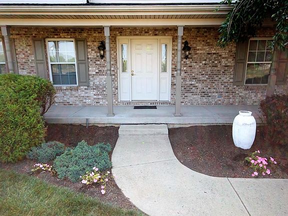 3rd image of 2238 Columbine Ct