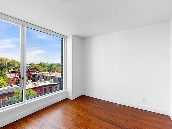 3rd image of 843-847 Lexington Ave #3H