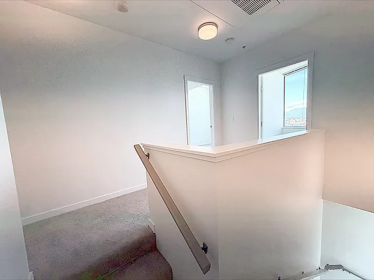 97 W Georgia St #2502 — Photo 10