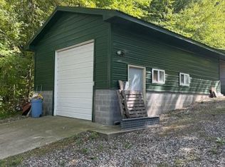 5399 Ridge Dr, Reading, MI 49274