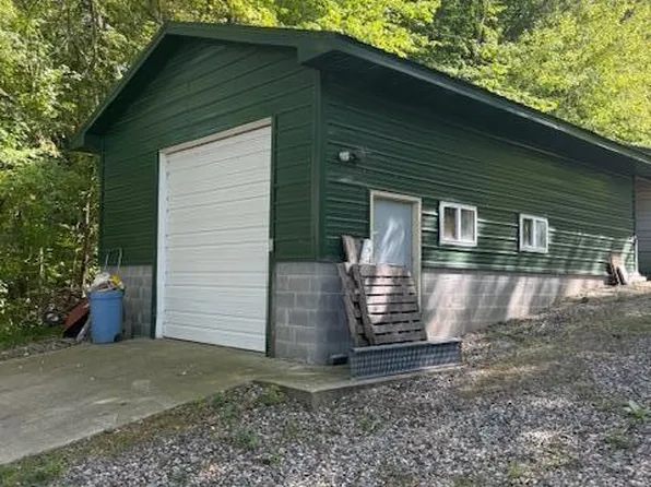 5399 Ridge Dr, Reading, MI 49274