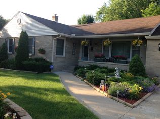 1103 Parkwood Ave, Rockford, IL 61107