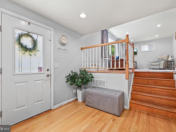 5th image of 32 Severndale Rd