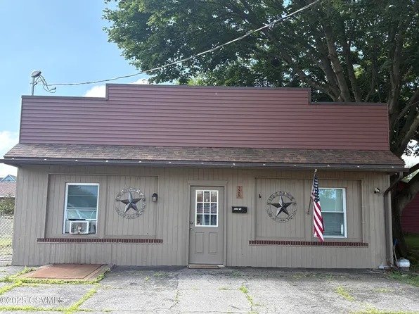 1548 Spring Garden Ave, Berwick, PA 18603