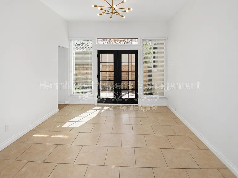 28142 Ambar — Photo 11