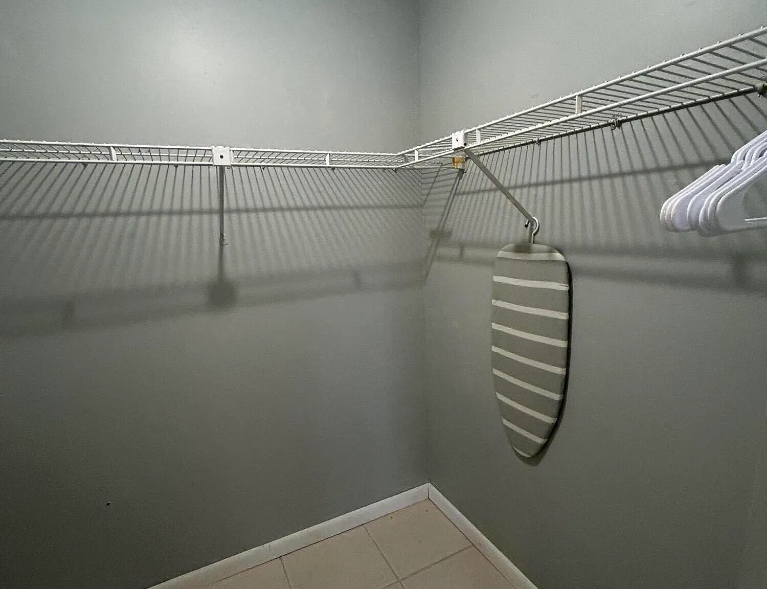 1 bed, 1.0 bath, 1000 sqft, $2,200 — Photo 2