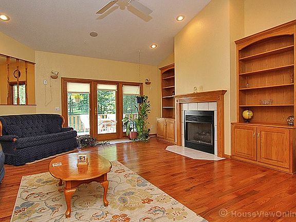 4th image of 200 Windwood Lake Dr