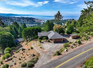 97636 Marina Heights Loop, Brookings, OR