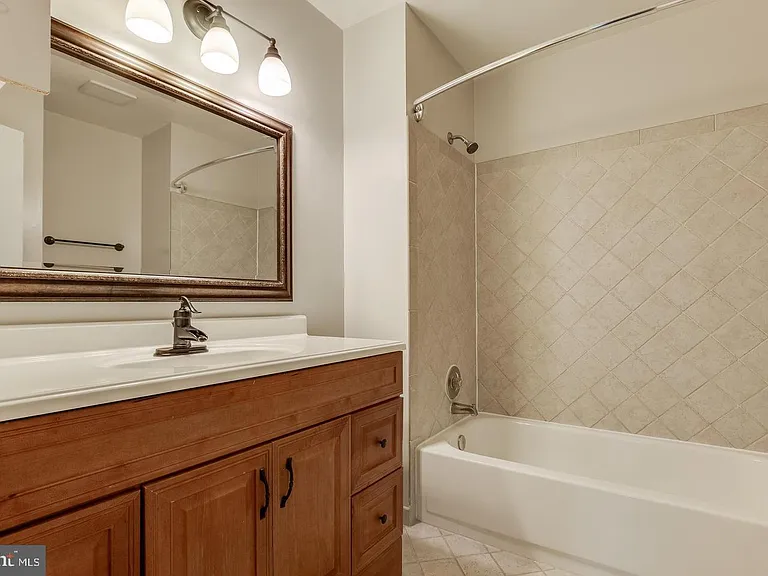 10301 Cherry View Ct — Photo 14