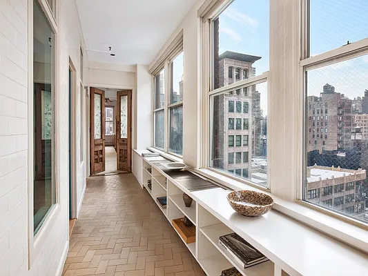 Sold by Sotheby's International Realty | media 14
