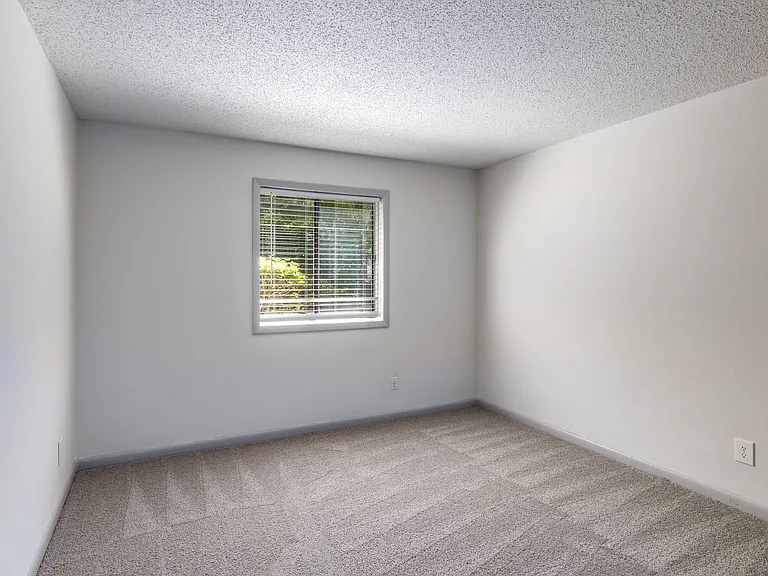Stoney Trace Apartments — Photo 7