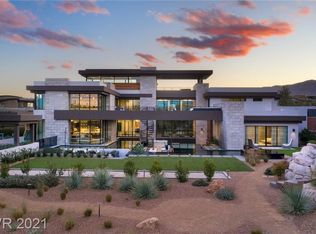 4 Soaring Bird Ct, Las Vegas, NV 89135