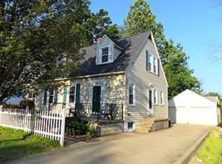 302 Taylor Rd, Mansfield, OH 44903