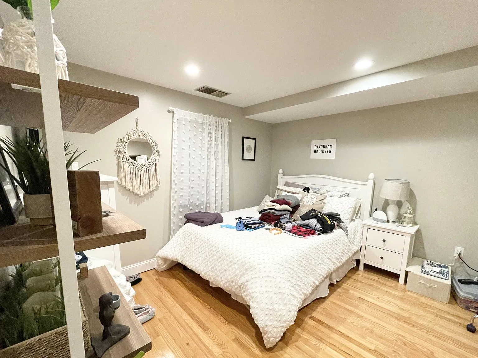 2 bed, 1000 sqft, $3,800 — Photo 3