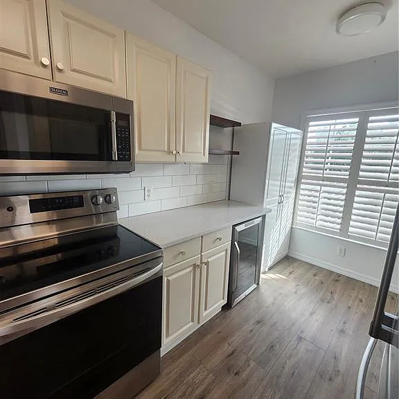 2061 Willow Hammock Cir #202 — Photo 5