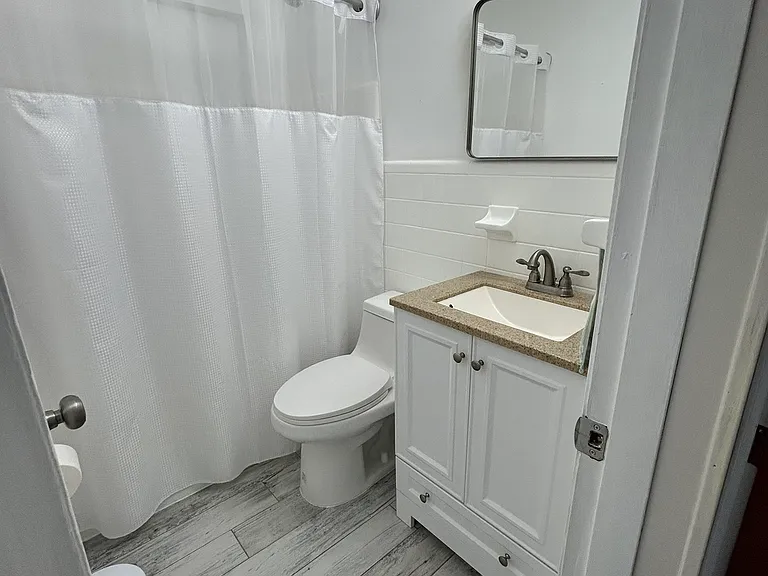 301 California Ave — Photo 10