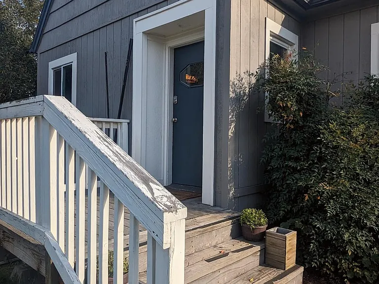 SW Evelyn St — Photo 5