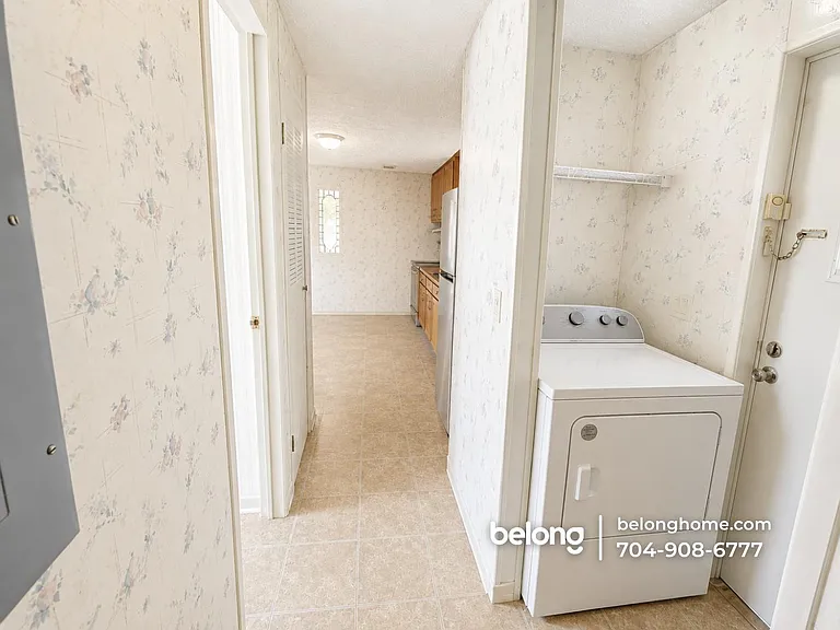 857 Stony Point Rd — Photo 3