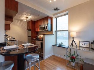 5 Grove St #5AA, Boston, MA 02114