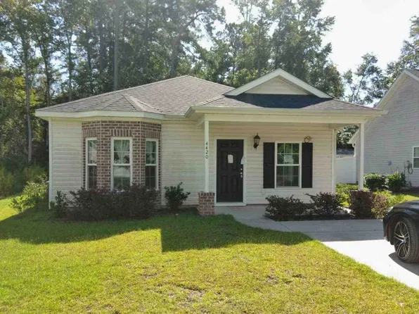 4420 Dawes St, Loris, SC 29569