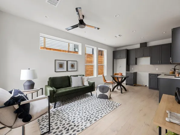 1709 Maple Ave #2B, Austin, TX 78702