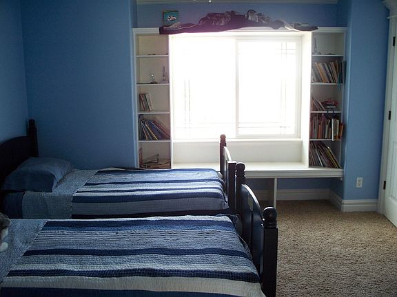 upstairs bed room