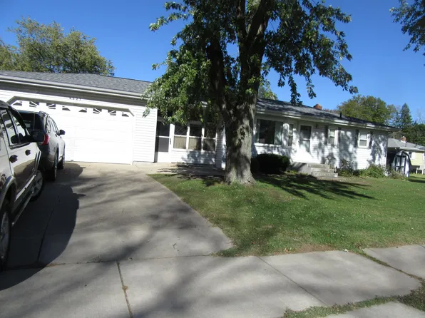 4527 Donna Dr, Bridgman, MI 49106