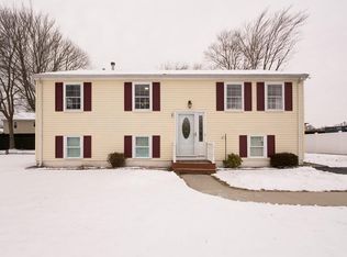 1028 Elsbree St, Fall River, MA 02720