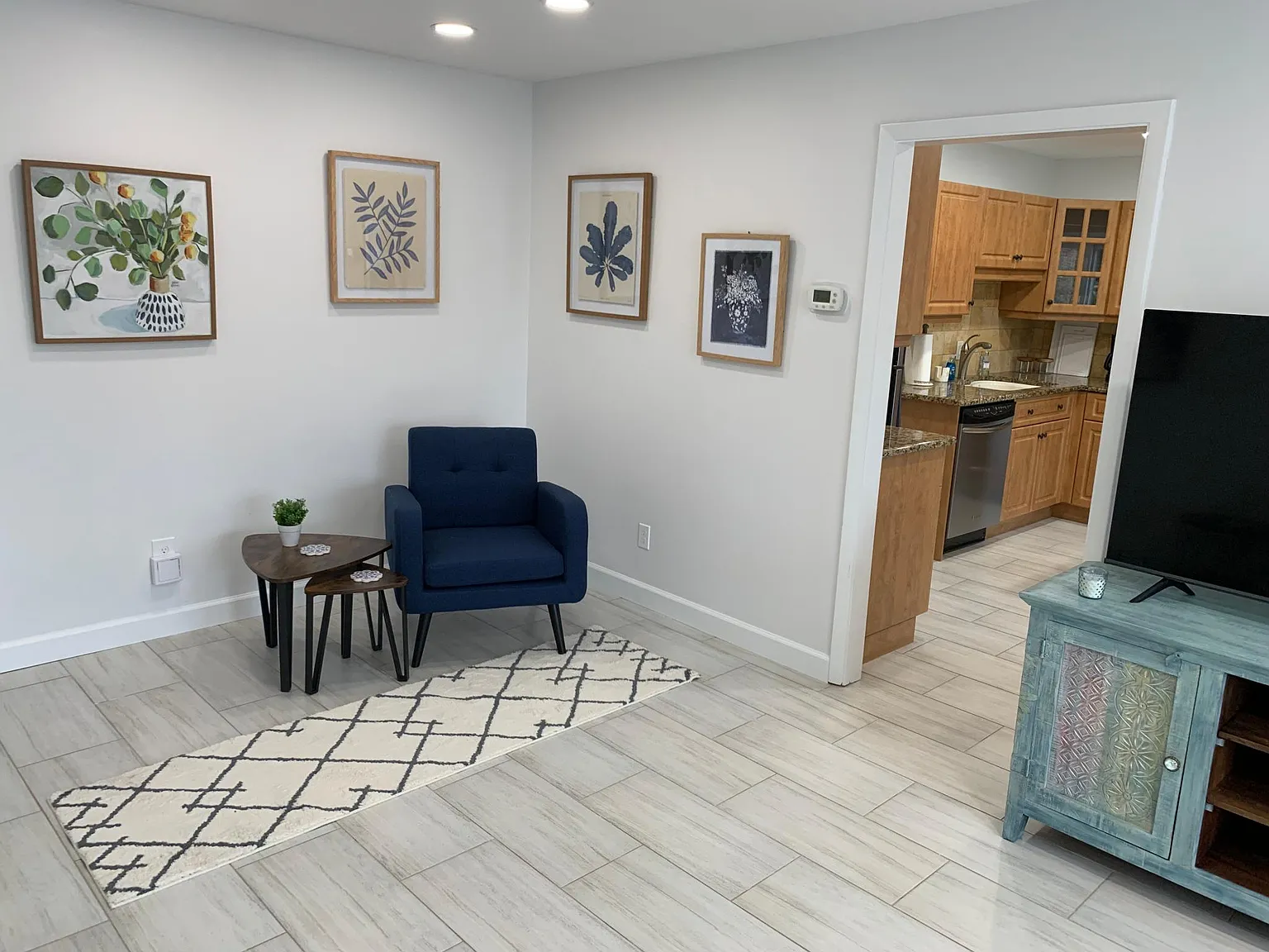 215 Bobolink Way — Photo 3
