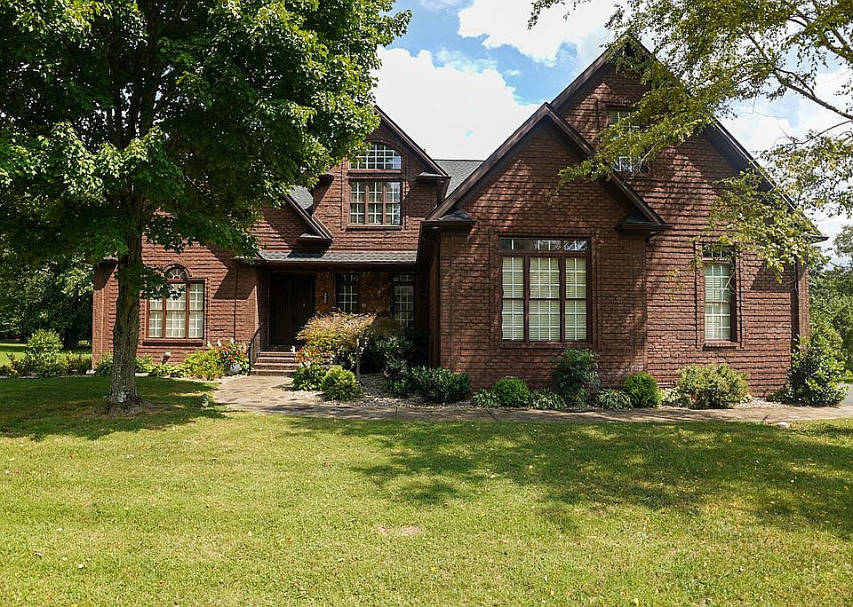 1st image of 561 Covington Grove Ct