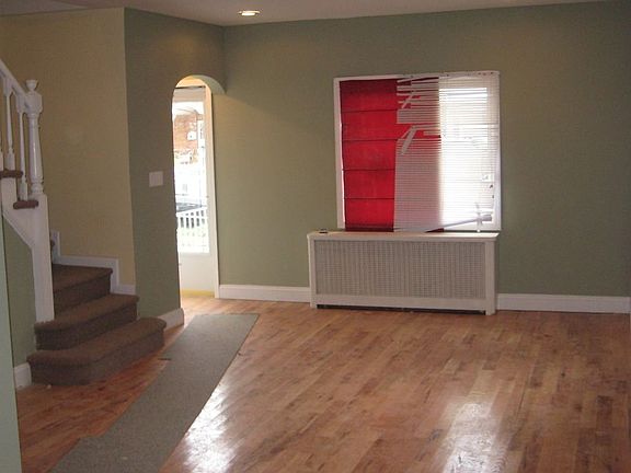 2nd image of 11950 227th St