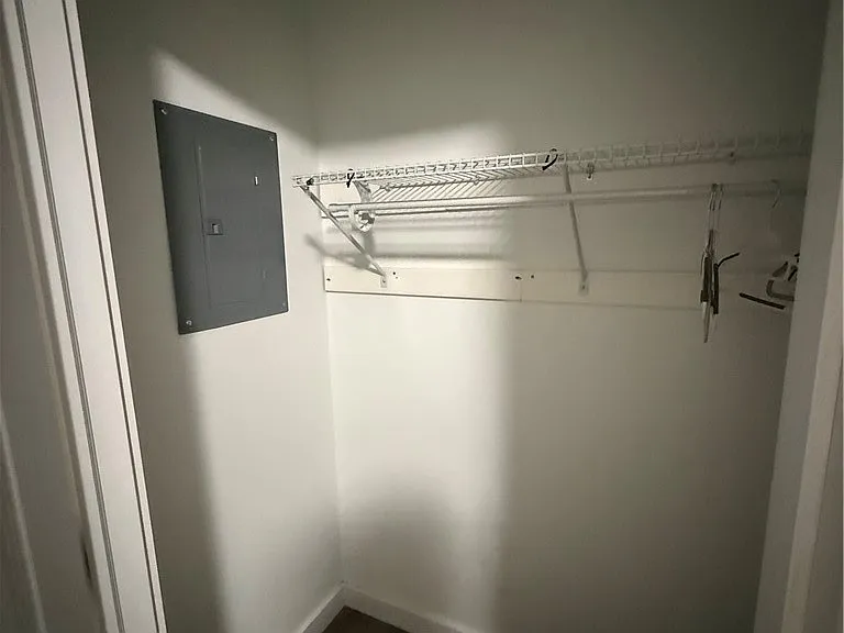 130 W 3rd St #2 — Photo 7