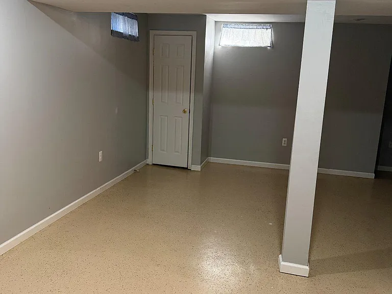 50 Dorothy Ln — Photo 24