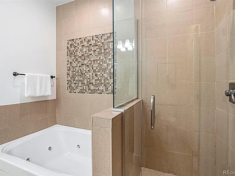 2357 E Iliff Ave — Photo 16