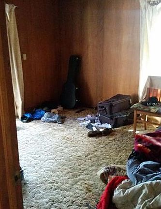 2nd image of 211 Lake Griffin Cir
