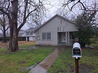 402 W 4th St #1, Kaufman, TX